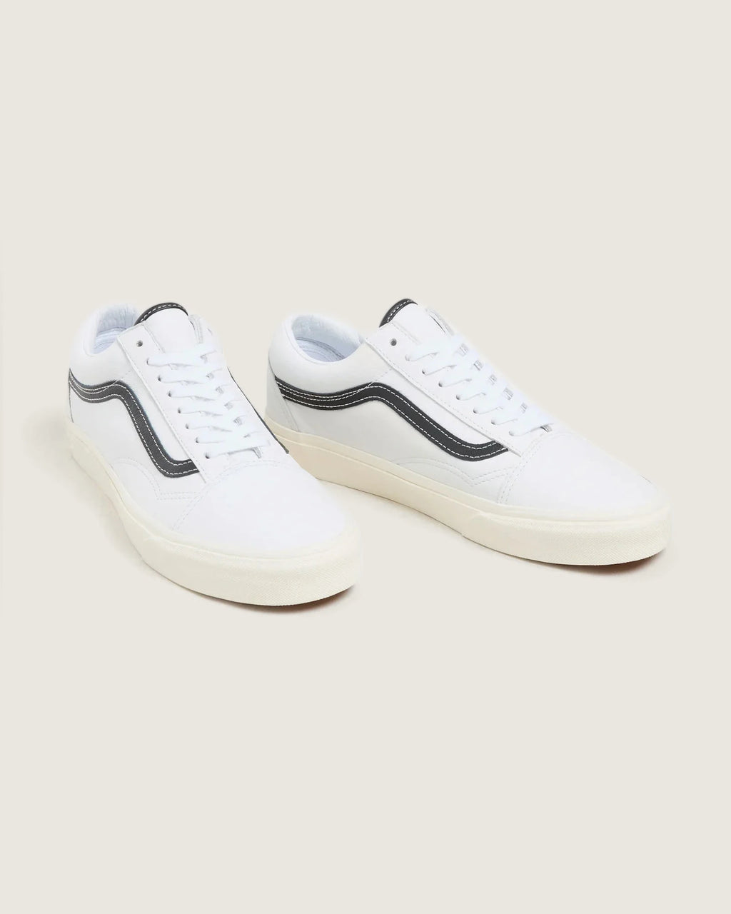 VANS UA Old Skool LEATHER WHITE/BLACK Cipő kép 2