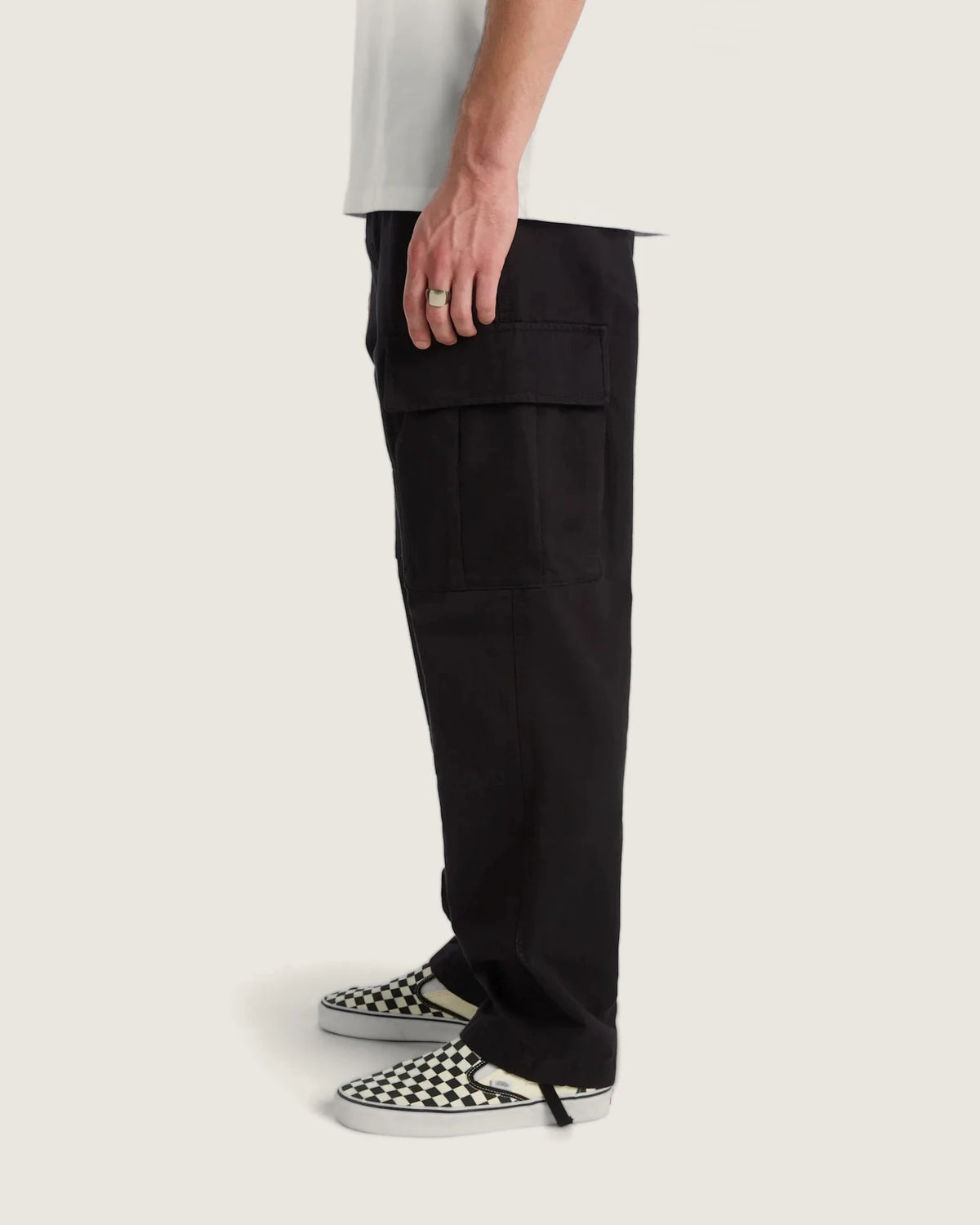 VANS SERVICE CARGO LOOSE TAPERED PANT Black kép 5
