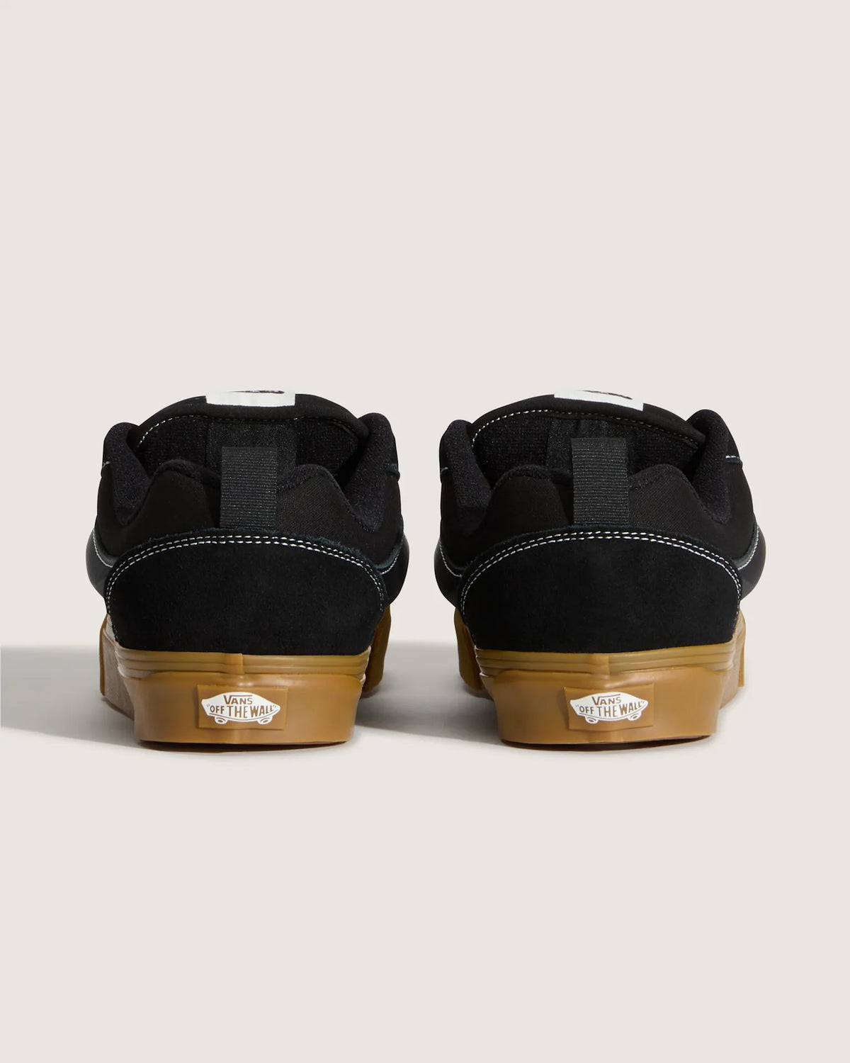 VANS Knu Skool GUM Black Cipő VN000D22CJI1 - 4