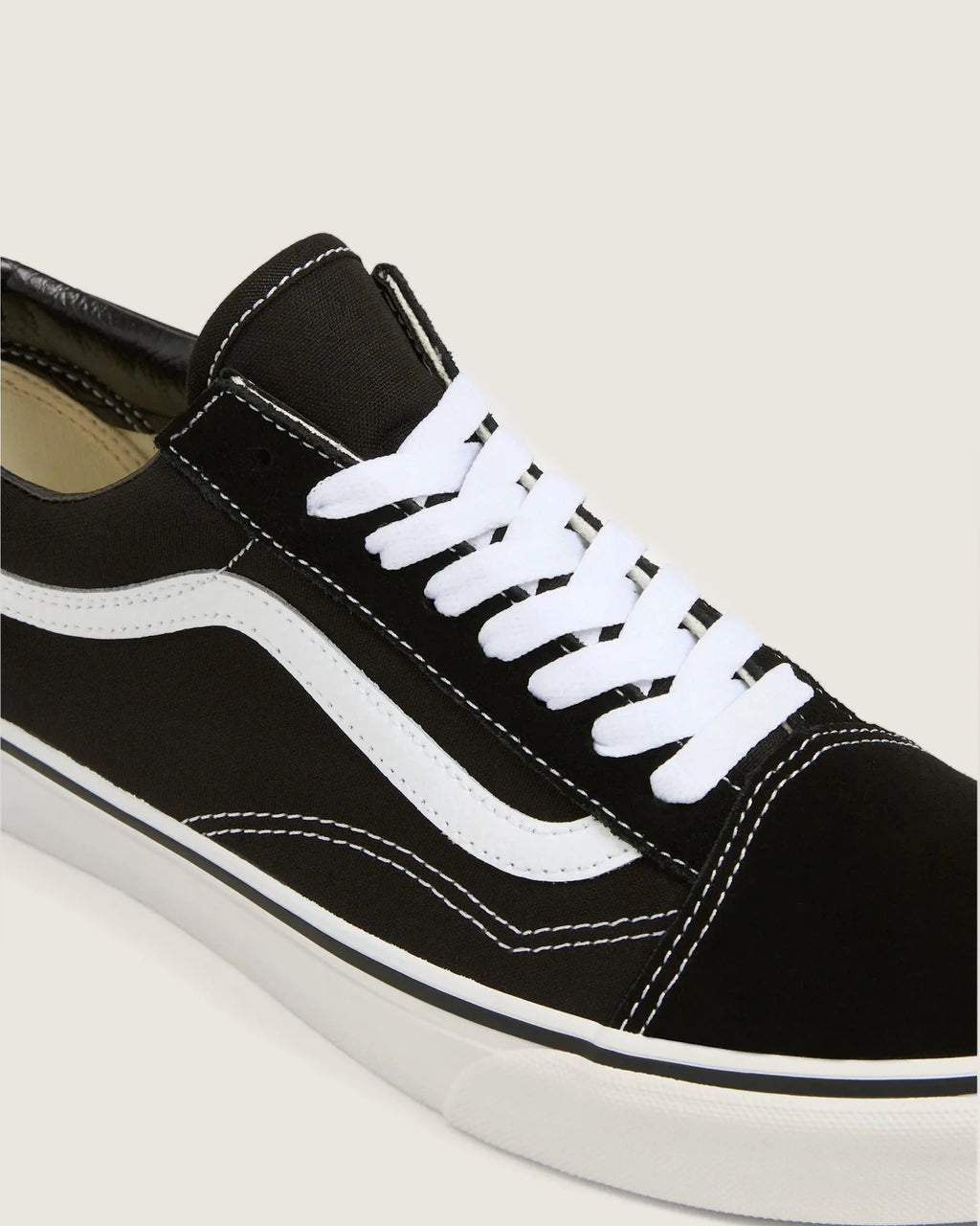 VANS UA Old Skool Black/White Cipő kép 5