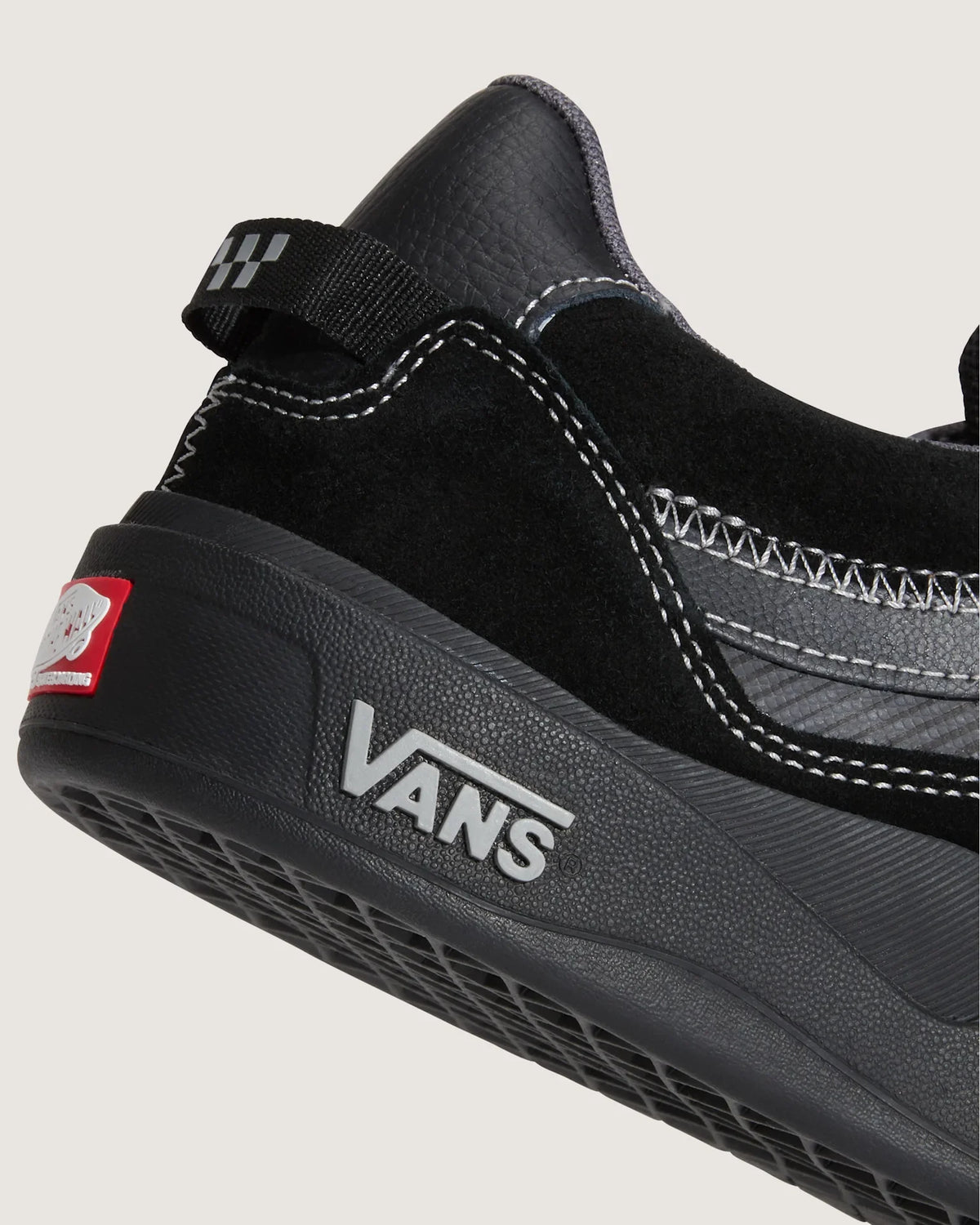 VANS Skate 2 Wayvee BLACK/BLACK/GREY Cipő kép 6