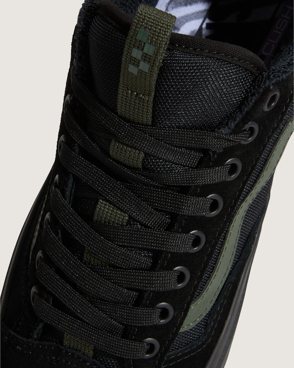 VANS Skate Old Skool 36 + Atiba BLACK/DARK GREEN Cipő kép 7