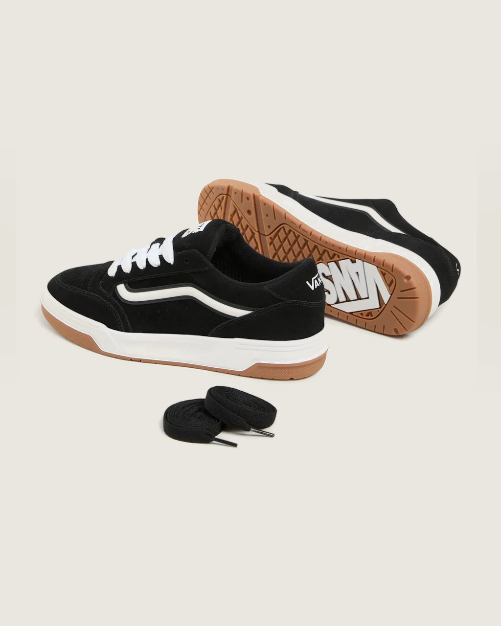 VANS Hylane BLACK/WHITE/GUM Cipő kép 3