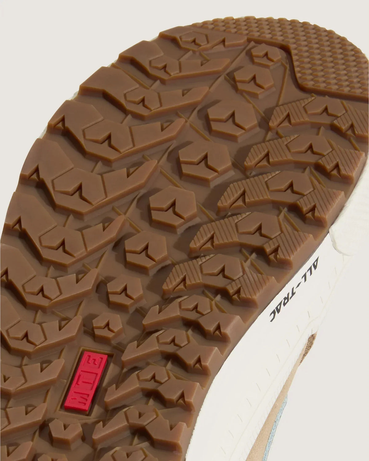 VANS MTE Sk8-Hi Waterproof Insulated TAN/WHITE Cipő kép 6