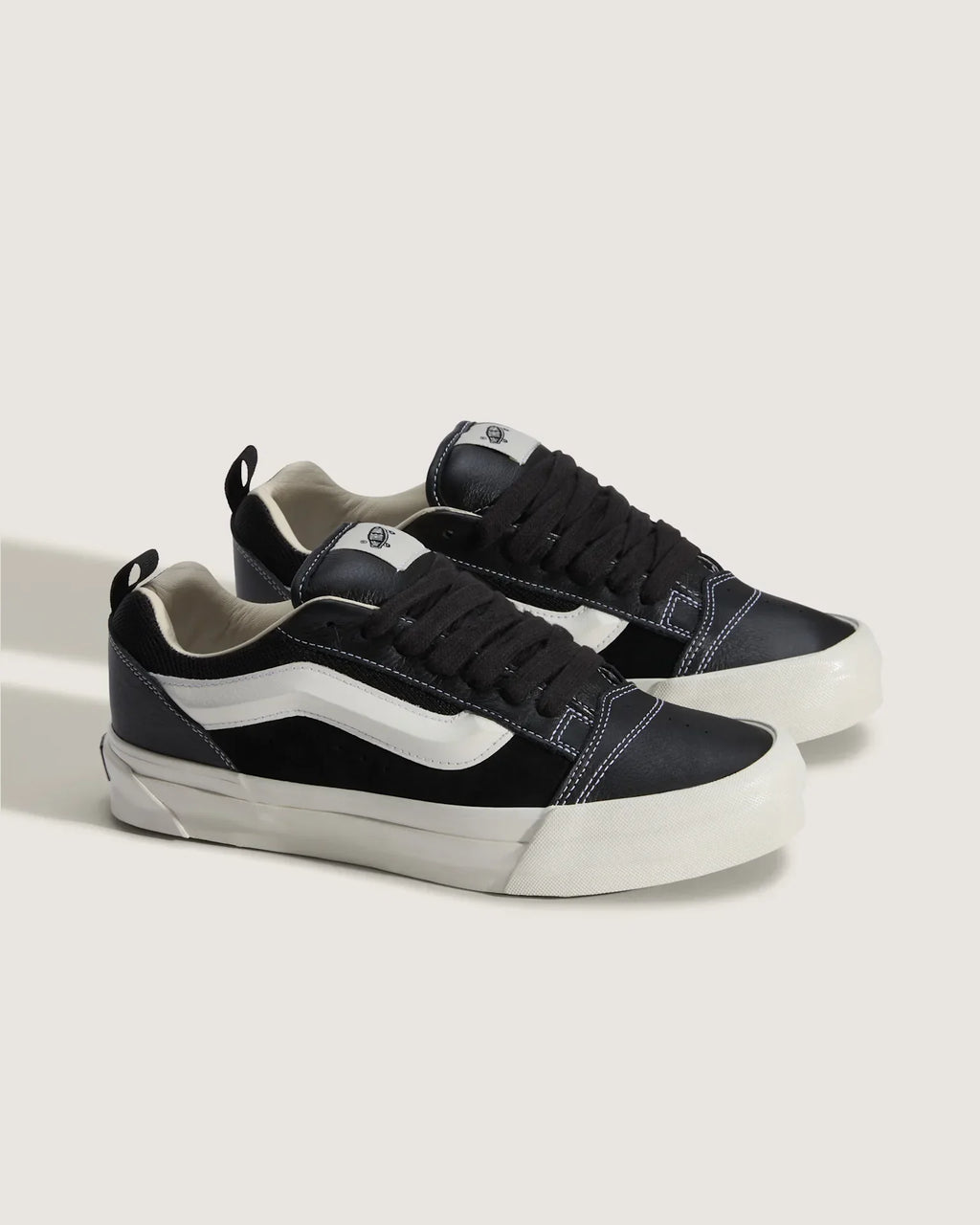 Vans LX Knu Skool LEATHER Black Cipő VN000EB5BLA1 - 2