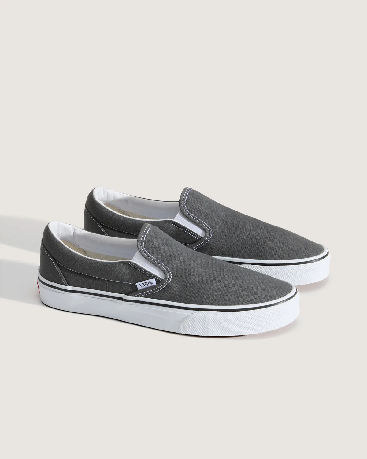 VANS Classic Slip-On Charcoal Cipő VN000EYECHR1 - 2