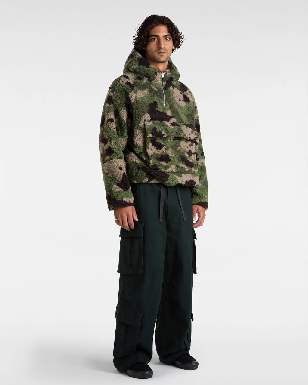 VANS LX Oversized Sherpa Hoo Classic Camo Pulóver VN000HN197I1 - 6