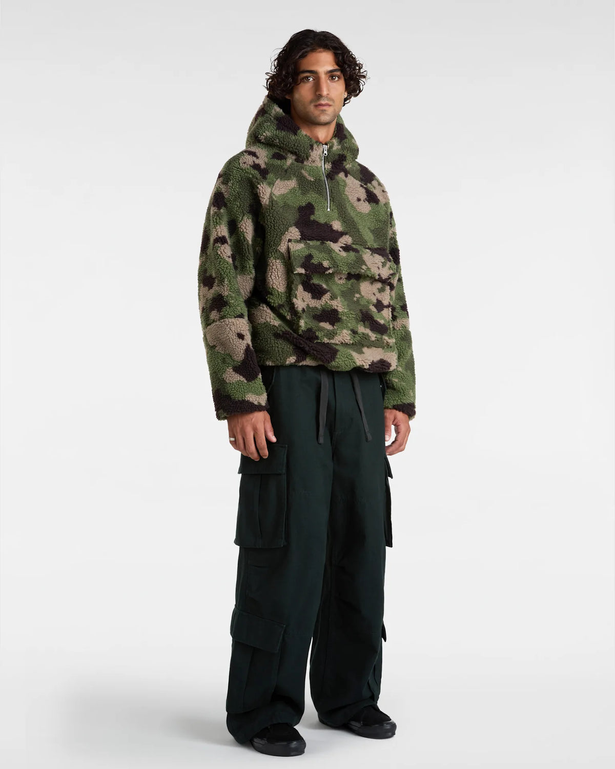 VANS LX Oversized Sherpa Hoo Classic Camo Pulóver VN000HN197I1 - 6