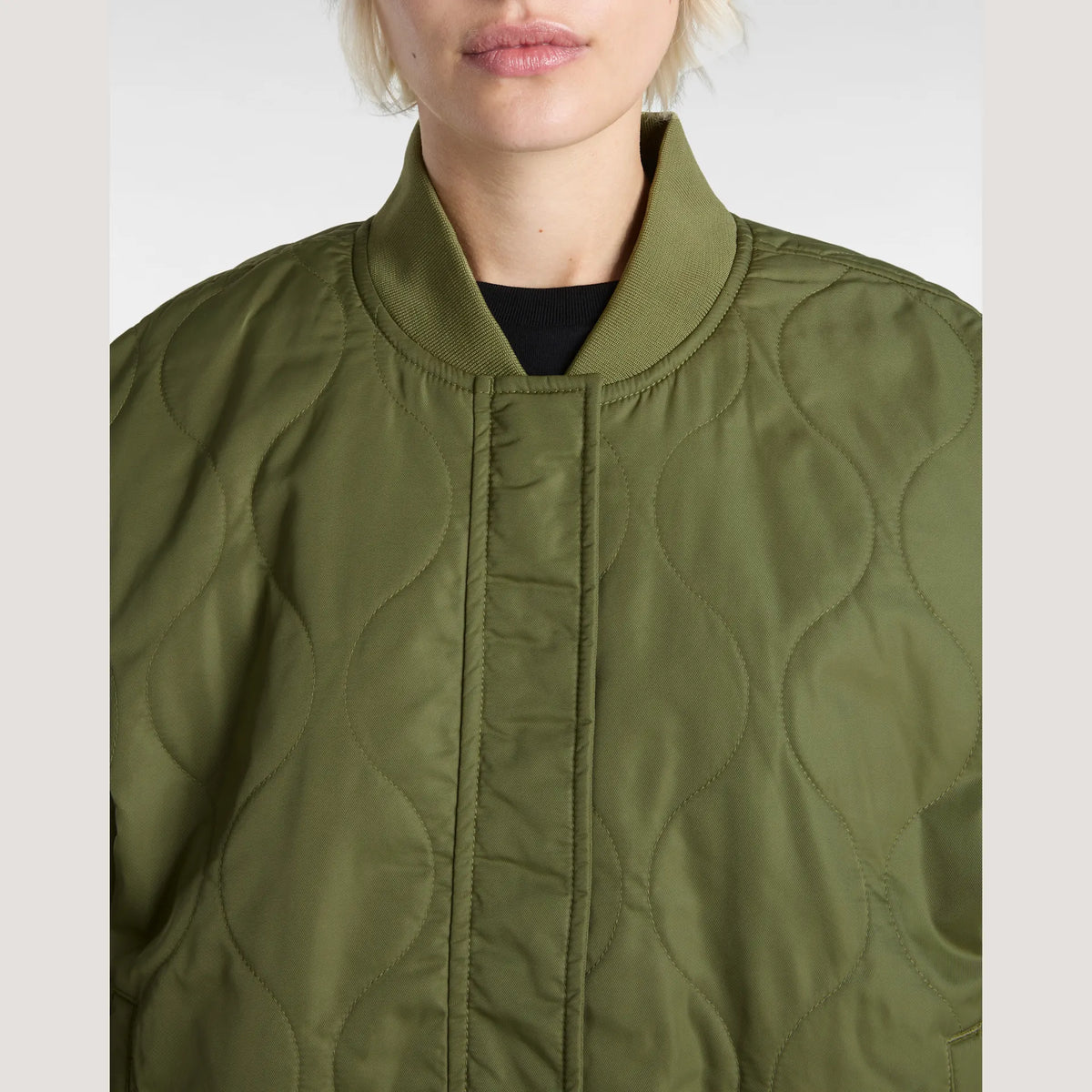 VANS Bennett Quilted Bomber LODEN GREEN kép 7