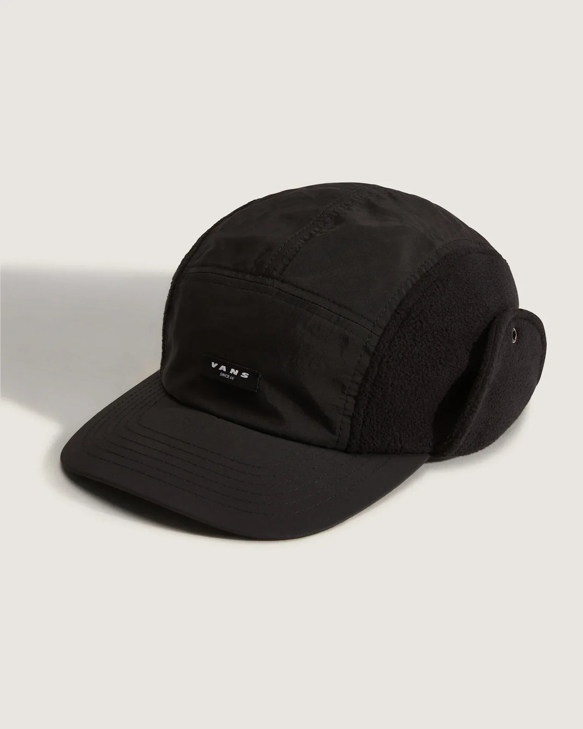 VANS 66 Earflap Tall Camper Black Sapka VN000QA7BLK 1