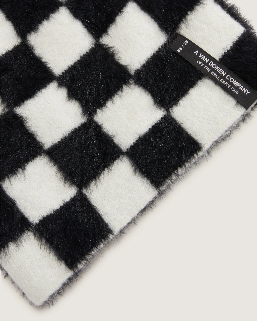 VANS Plaimor Beanie Black/White Beanie VN000QAVY281 - 3