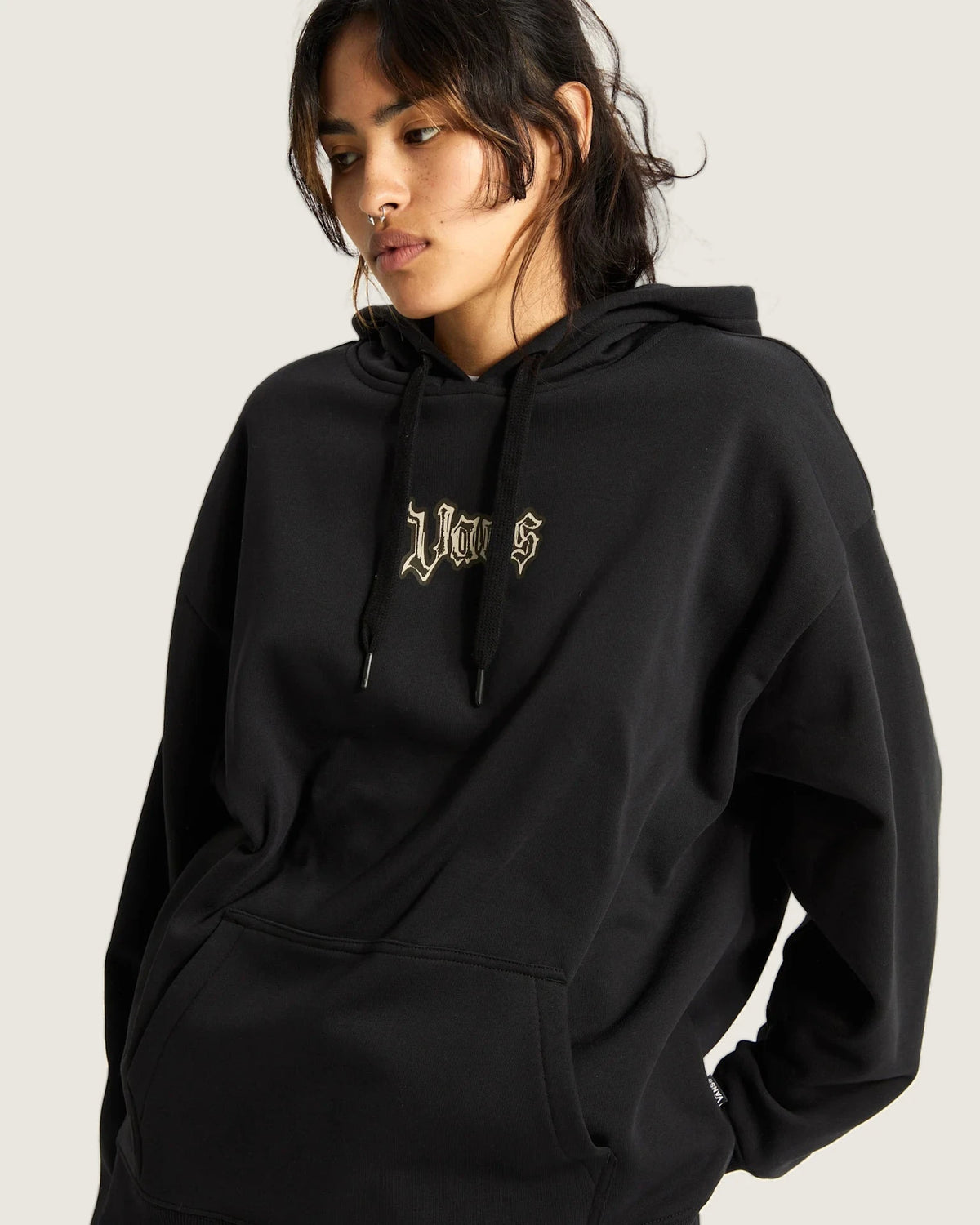 VANS LIL BEAR OS HOODIE Black Pulóver VN000REMBLK1 - 3