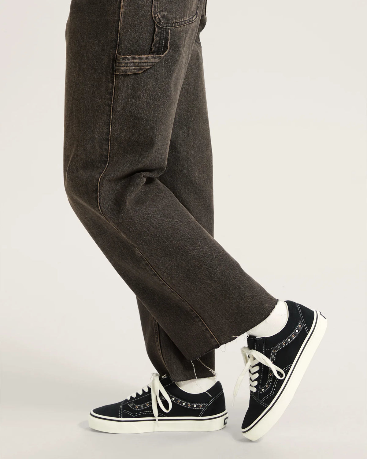 VANS Old Skool STUDS Black/Metallic Cipő VN000V25B5T1 - 5