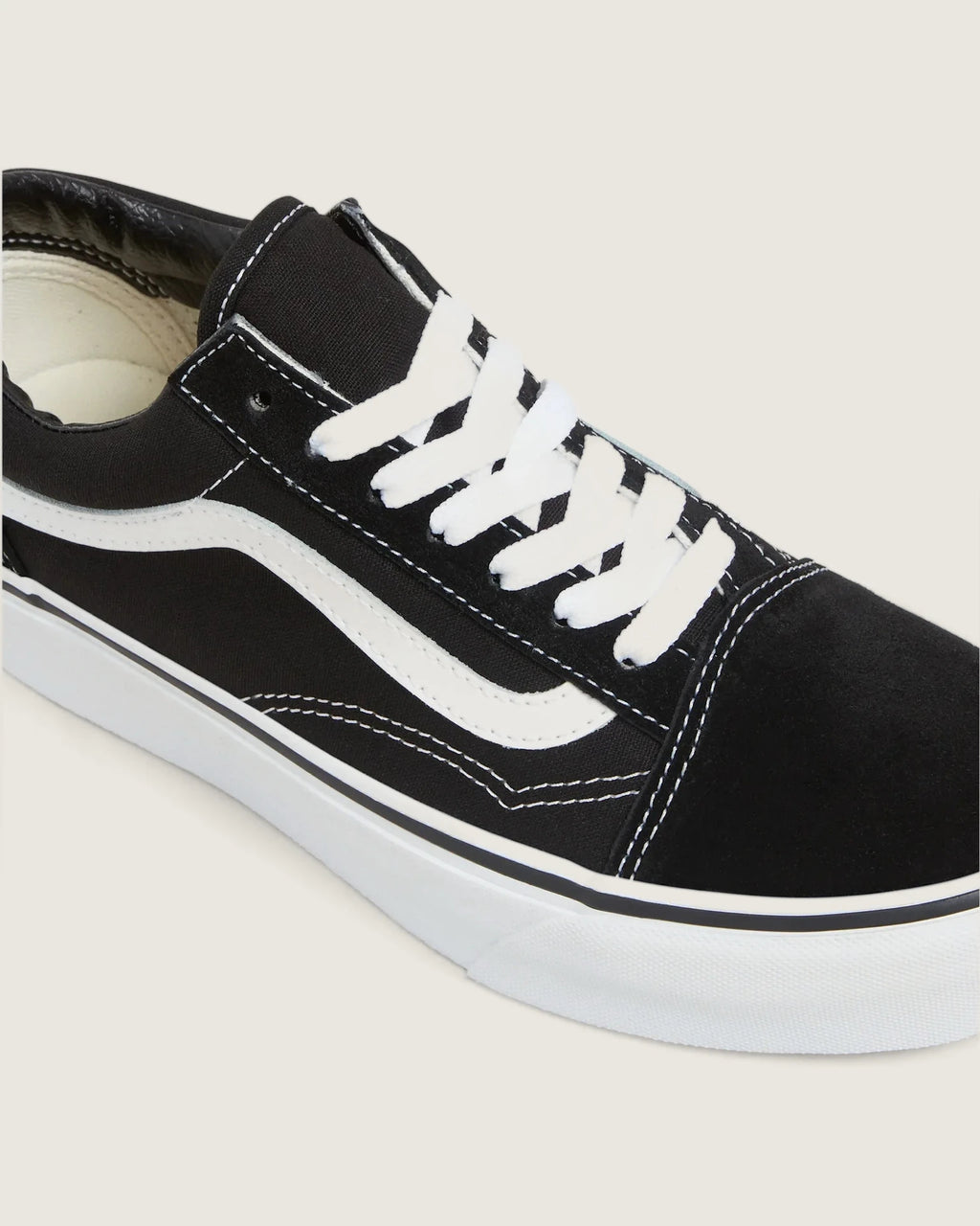 VANS UA Old Skool Platform Black/White kép 3