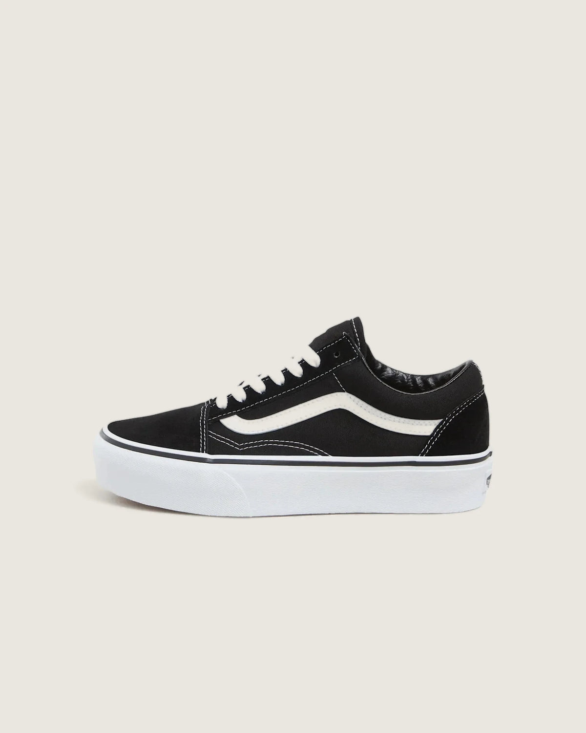 VANS UA Old Skool Platform Black/White kép 5
