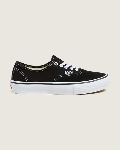 VANS Skate Authentic Black/White Cipő kép 1