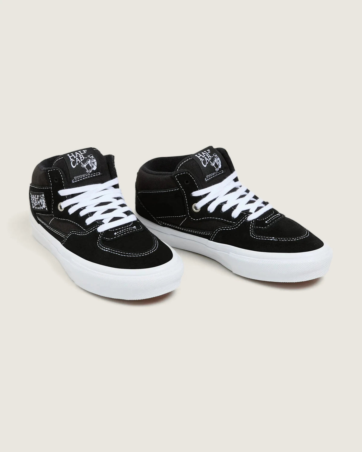 VANS Skate Half Cab Black/White Cipő kép 2