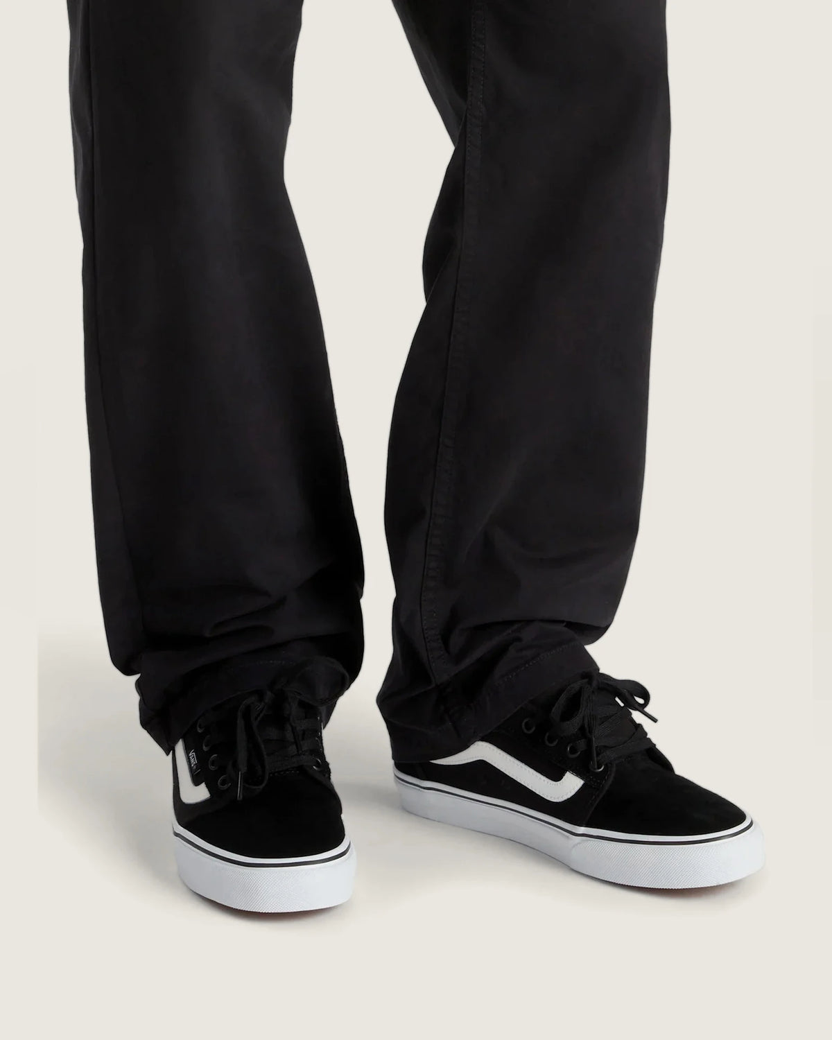 VANS Skate Chukka Low Sidestripe BLACK/WHITE Cipő kép 5