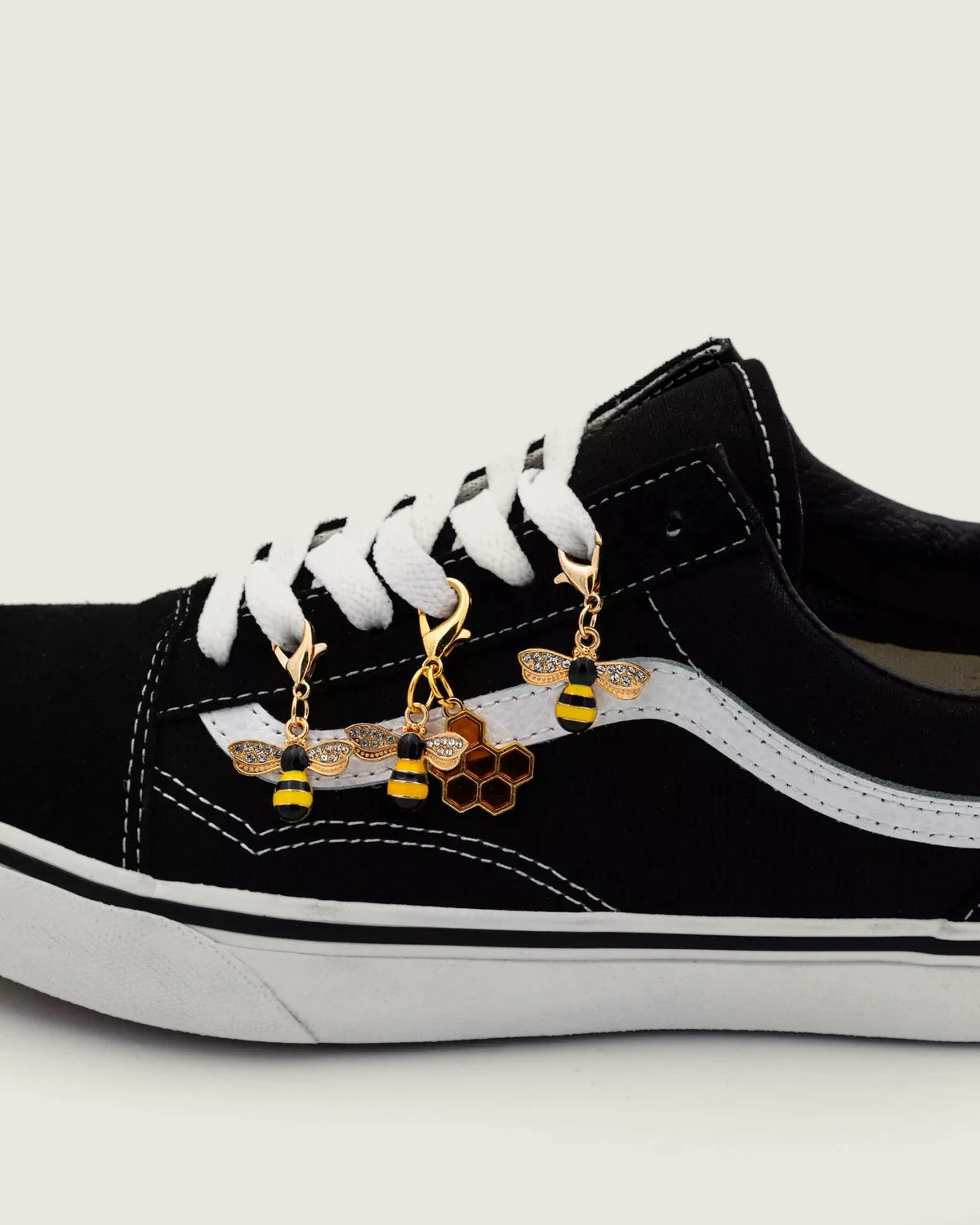 VANS UA Old Skool Bee Charm Cipő VND3HY281BC - 3