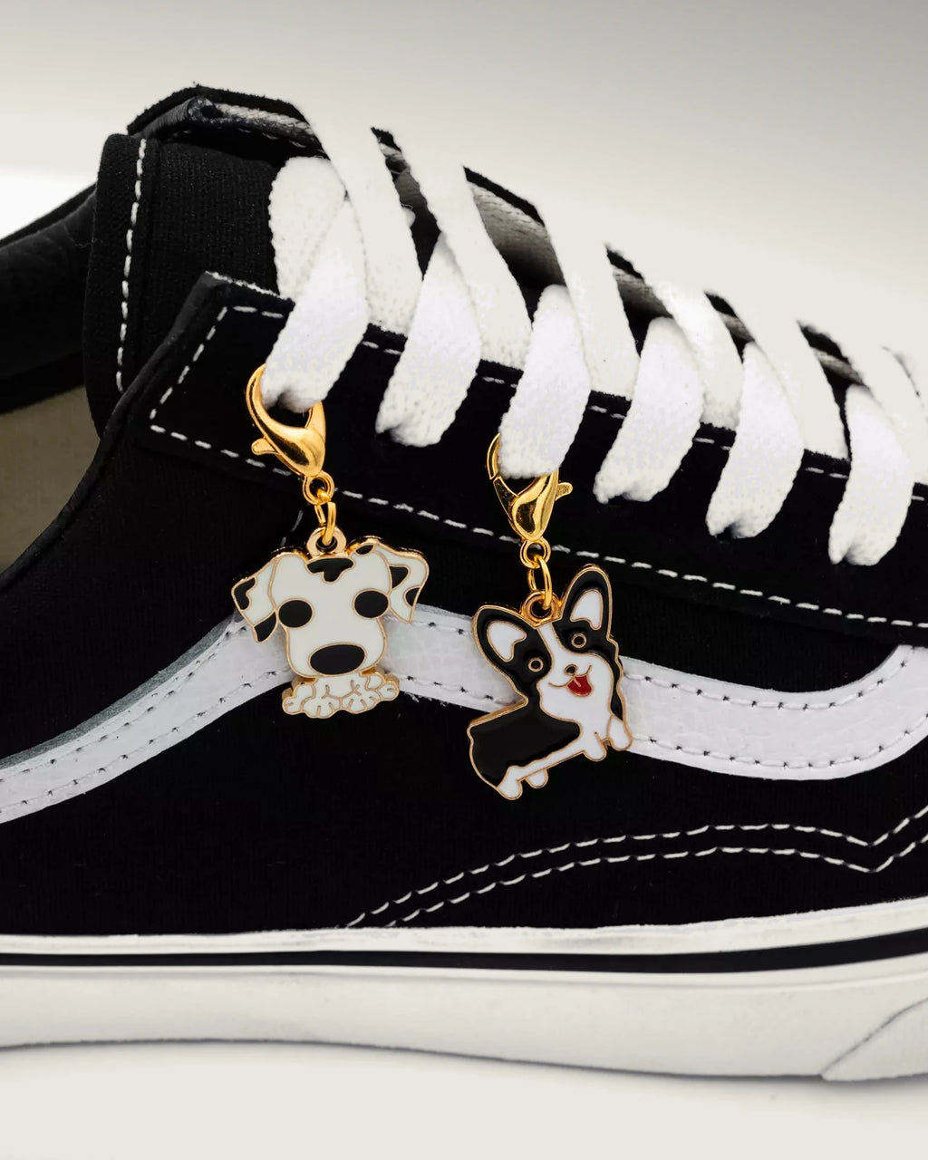 VANS UA Old Skool Pet Charm Cipő VND3HY281PTC - 11