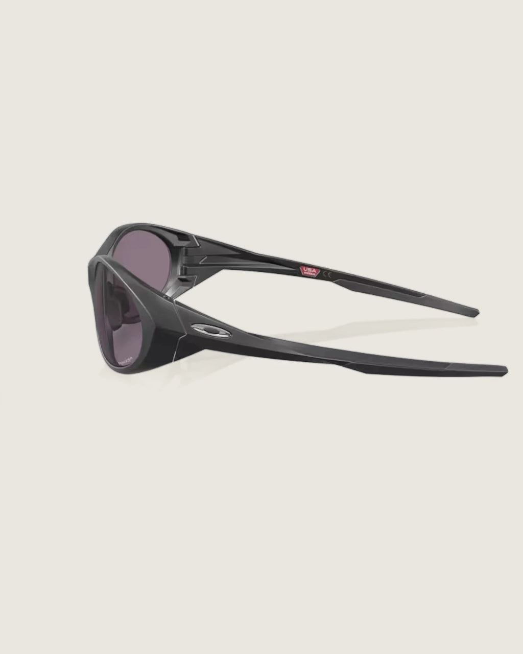 OAKLEY EYEJACKET REDUX MATTE BLACK Napszemüveg 0OO943894380158 - 2