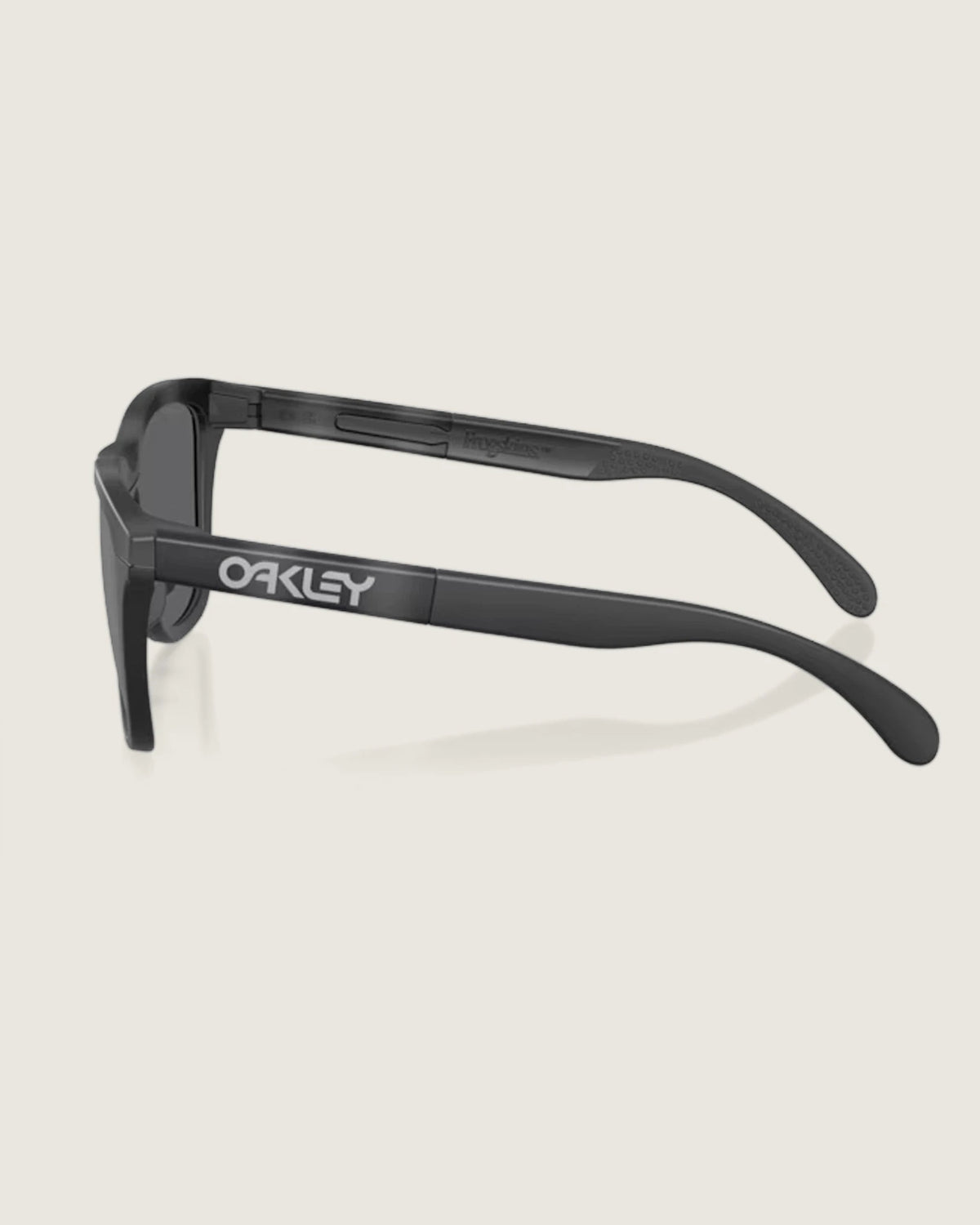 OAKLEY FROGSKINS RANGE XL MT TORT GREY SMOKE/MT BLACK Napszemüveg 0OO950395030858 - 2